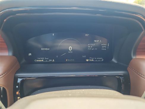 Certified 2023 Lincoln Nautilus Reserve FWD image 37