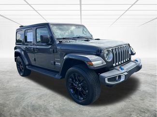 Used 2022 Jeep Wrangler Unlimited Sahara w/ Safety Group AWD/4WD video 2
