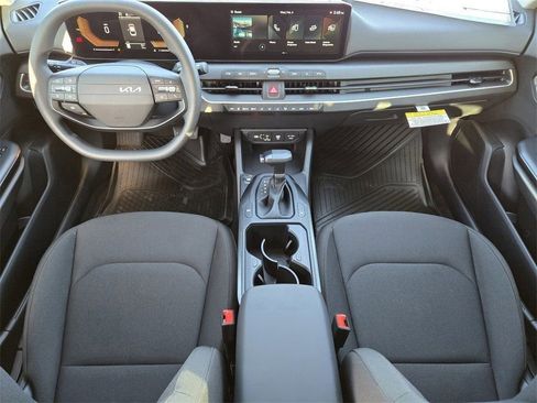 New 2026 Kia K4 FWD image 20