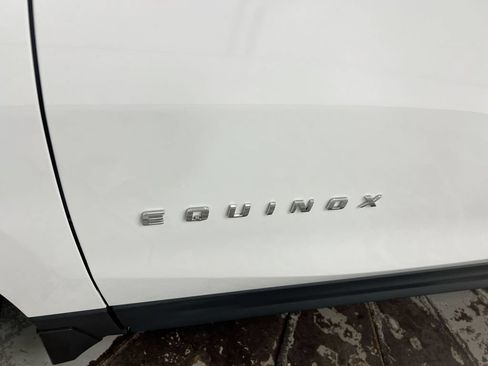 Used 2021 Chevrolet Equinox Premier FWD image 26
