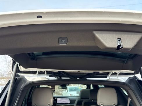 Used 2025 Chevrolet Tahoe Z71 w/ Z71 Off-Road Package image 12