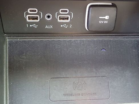 Certified 2024 Jeep Grand Cherokee L Altitude image 27