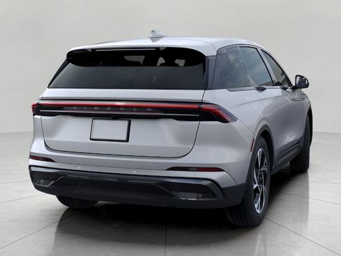 New 2026 Lincoln Nautilus Premier w/ Equipment Group 102A AWD/4WD image 8