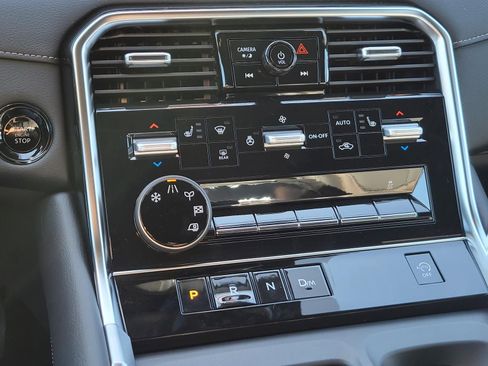 New 2026 Nissan Armada SL w/ Captain's Chari Seat Package image 23