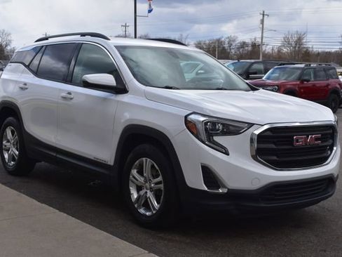 Used 2019 GMC Terrain SLE w/ Driver Convenience Package image 11