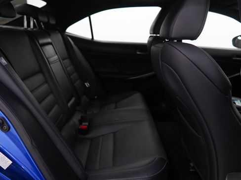 Used 2018 Lexus IS 300 AWD image 12