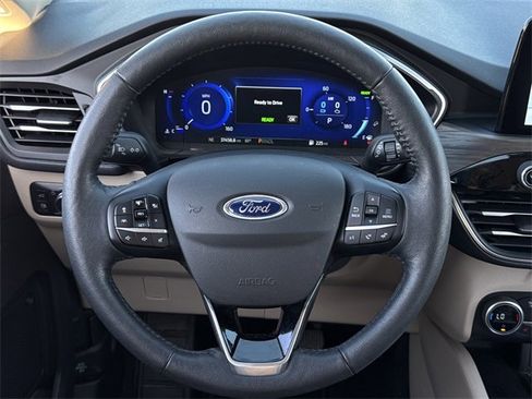 Certified 2020 Ford Escape Titanium image 11