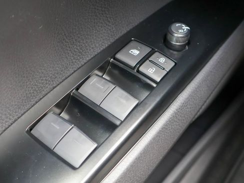 Used 2024 Nissan Sentra S FWD image 16