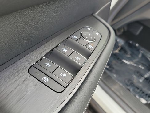 New 2026 Nissan Armada SV image 33