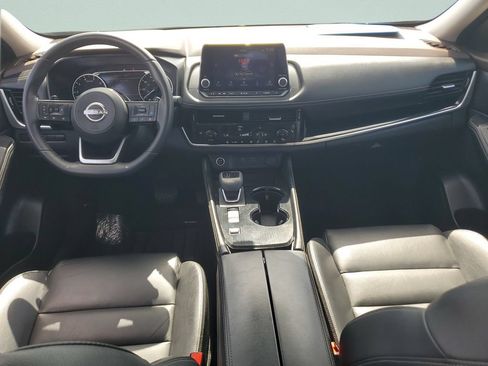 Used 2023 Nissan Rogue SL FWD image 11