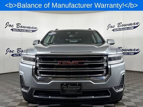 Used 2023 GMC Acadia SLE w/ Driver Convenience Package image 3