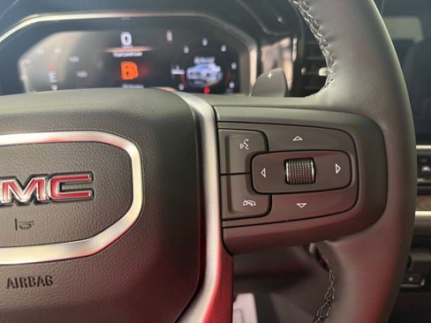 New 2025 GMC Sierra 1500 SLT w/ SLT Premium Package image 18