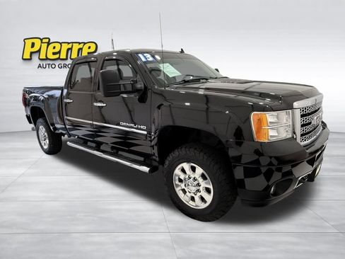 Used 2013 GMC Sierra 3500 Denali w/ Suspension Package, Off-Road image 6