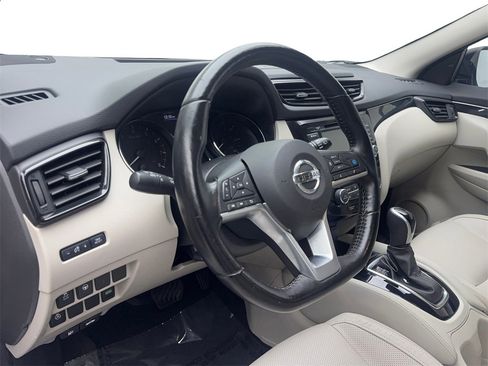 Used 2019 Nissan Rogue Sport SL w/ Premium Package image 50