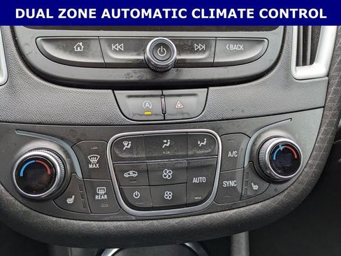 Used 2024 Chevrolet Malibu LT image 15