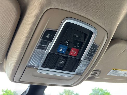 Used 2020 RAM 1500 Laramie AWD/4WD image 40