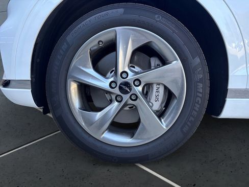 New 2026 Genesis GV70 2.5T image 14