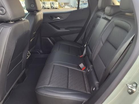 New 2026 Chevrolet Equinox LT w/ Convenience Package II AWD/4WD image 8