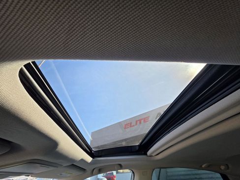 Used 2018 Honda Accord EX image 26