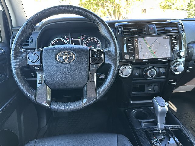 Used 2023 Toyota 4Runner TRD Off-Road Premium AWD/4WD image 17