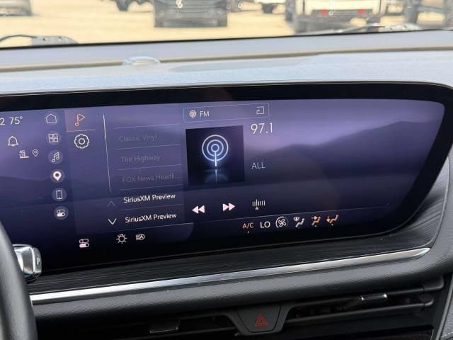 Used 2024 Buick Envision Preferred AWD/4WD image 25