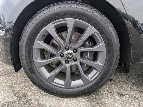 Certified 2024 Land Rover Range Rover Sport Dynamic SE image 21