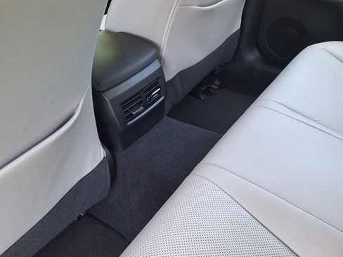 Used 2015 Lexus IS 250 image 10