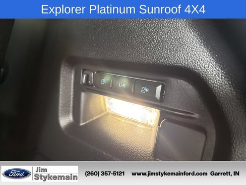 Used 2026 Ford Explorer Platinum w/ LUX Leather Package AWD/4WD image 37