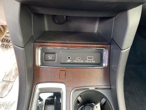Used 2023 Subaru Ascent Touring image 15