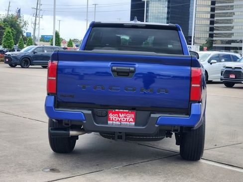 Certified 2025 Toyota Tacoma SR5 image 6