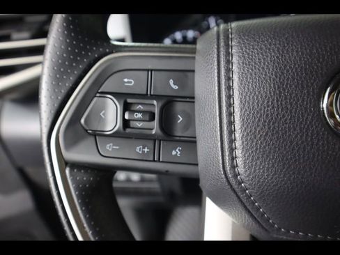 Used 2025 Toyota Tundra SR5 AWD/4WD image 22