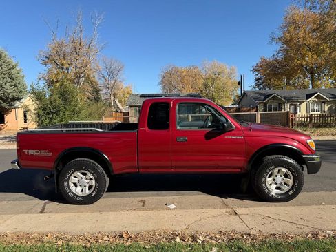 Used 1999 Toyota Tacoma 4x4 Xtracab V6 image 6