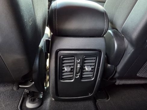 Used 2021 Dodge Durango SXT RWD image 16