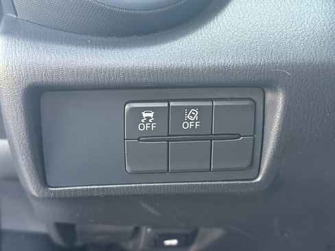 Used 2021 MAZDA MX-5 Miata RF Grand Touring image 17