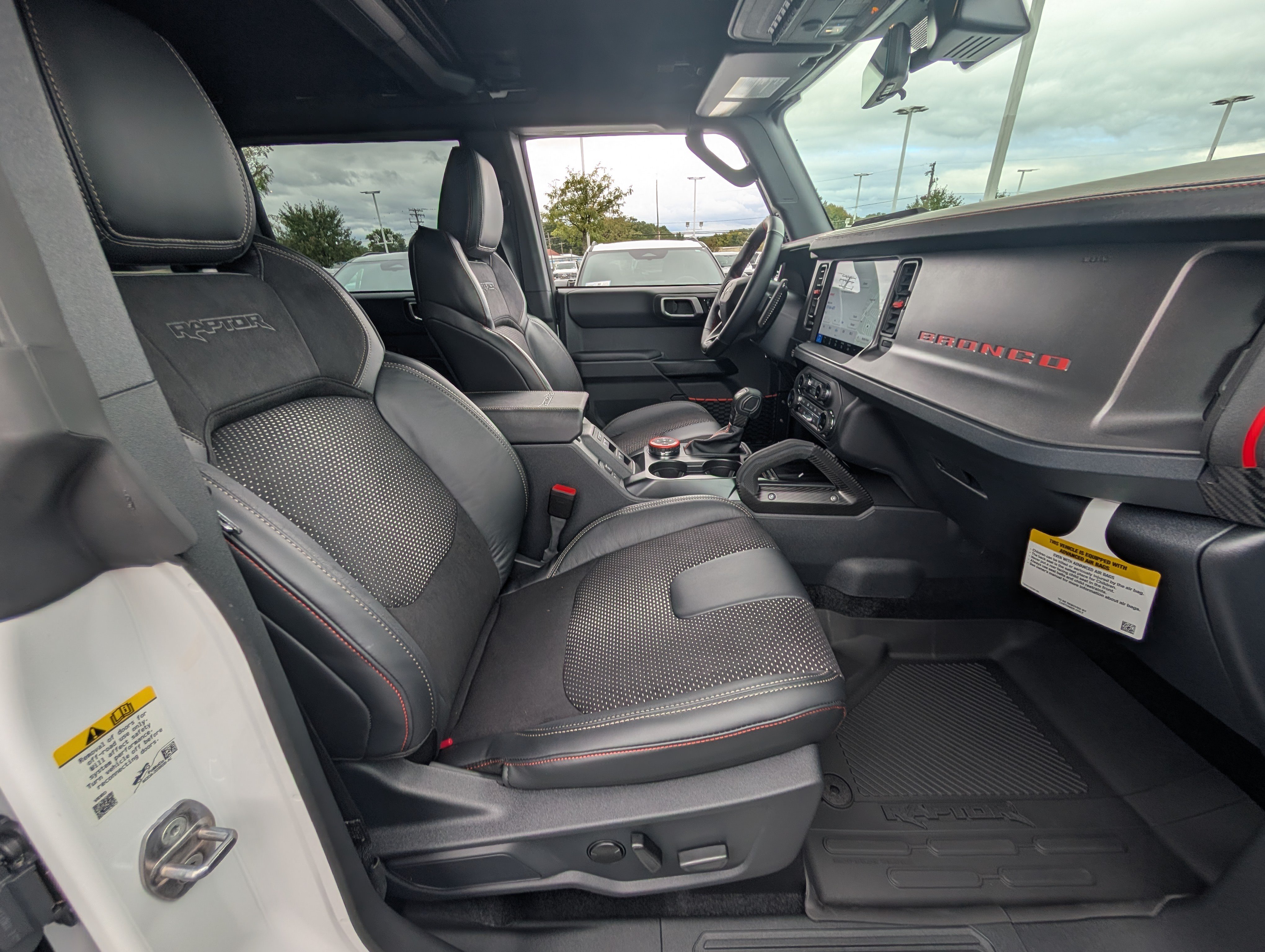New 2026 Ford Bronco Raptor w/ Interior Carbon Fiber Pack AWD/4WD image 6