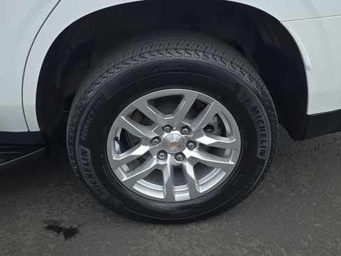 Certified 2024 Chevrolet Tahoe LT AWD/4WD image 12