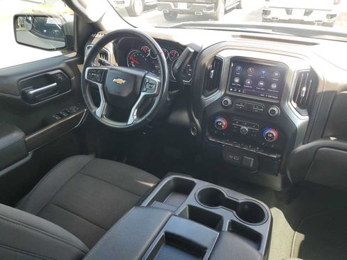 Used 2022 Chevrolet Silverado 1500 LT w/ Z71 Off-Road Package AWD/4WD image 18