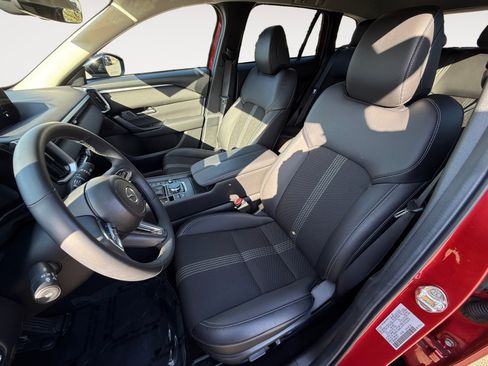 Used 2025 MAZDA CX-50 2.5 Hybrid w/ Preferred Pkg image 10