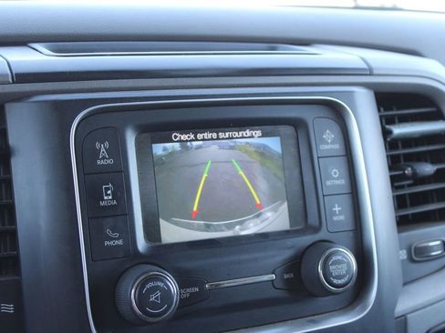 Used 2017 RAM 1500 Express AWD/4WD image 13