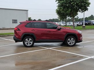 Used 2025 Toyota RAV4 XLE w/ Convenience Package FWD video 4