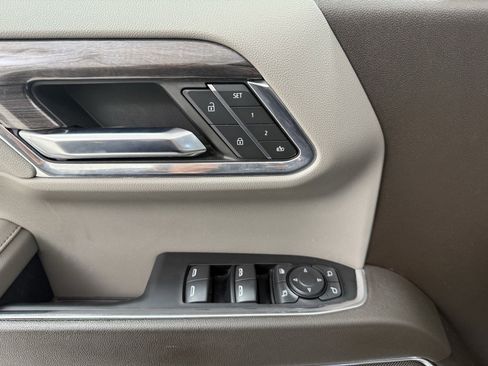 Used 2024 Chevrolet Silverado 1500 LTZ image 15