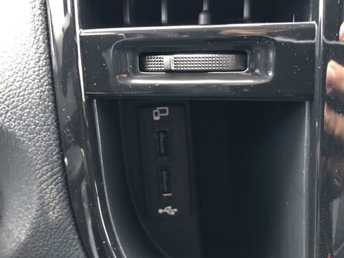 Certified 2023 Mercedes-Benz Metris Passenger image 19