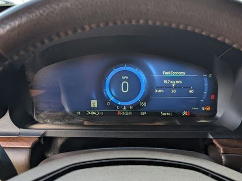 Used 2021 Ford Explorer King Ranch w/ Premium Technology Package image 24