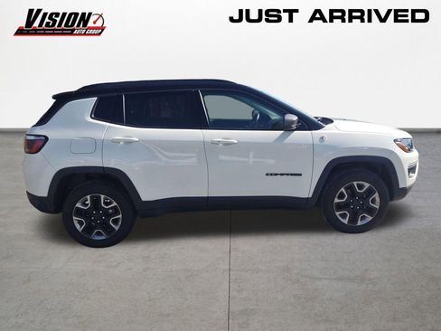 Used 2018 Jeep Compass Trailhawk w/ Leather Interior Group AWD/4WD image 6