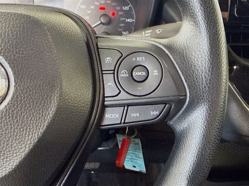 Used 2025 Toyota Corolla LE image 15