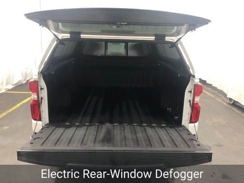 Used 2021 Chevrolet Silverado 1500 High Country image 15