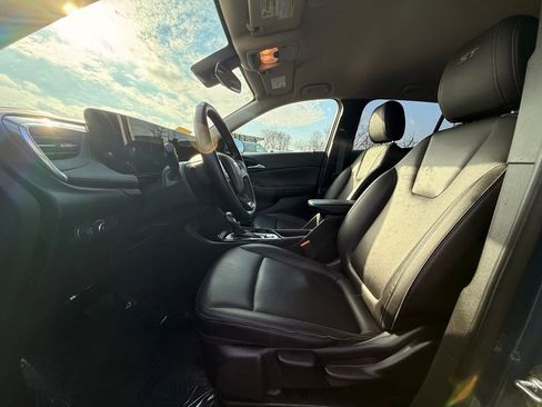 Used 2024 Buick Encore GX Sport Touring image 23