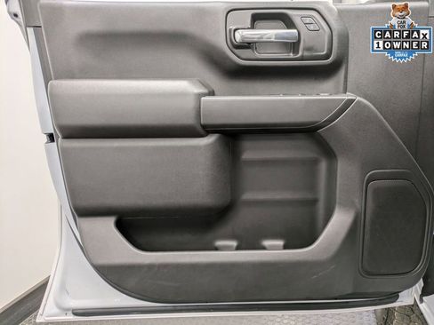 Used 2025 Chevrolet Silverado 2500 Custom w/ Custom Value Package AWD/4WD image 8