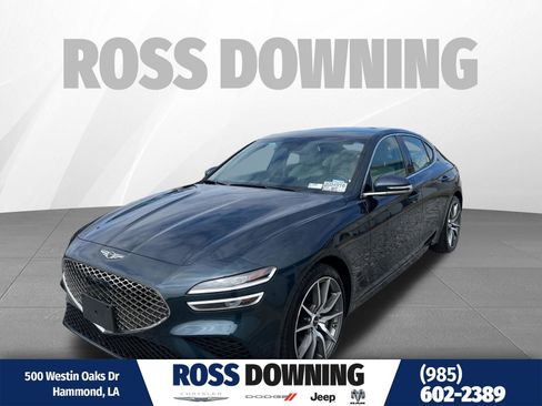 Used 2025 Genesis G70 2.5T image 1