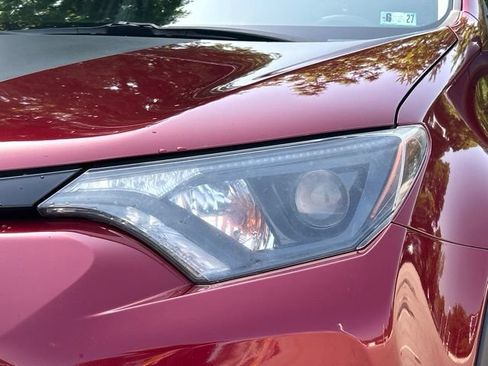 Used 2018 Toyota RAV4 Adventure AWD/4WD image 12